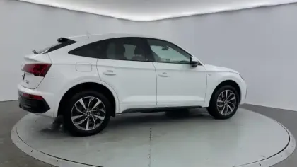 Photo 1 Audi Q5  40 tdi 204 stronic 7 quattro sline