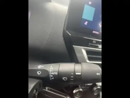 Photo 8 Citroën C4  Moteur électrique 136ch (100 kW) Feel Pack Automatique