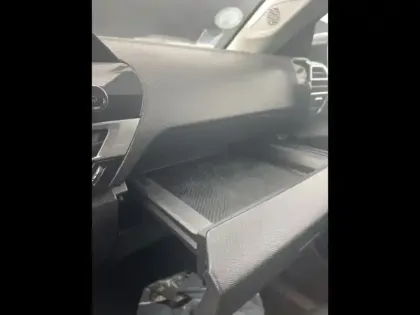 Photo 11 Citroën C4  Moteur électrique 136ch (100 kW) Feel Pack Automatique