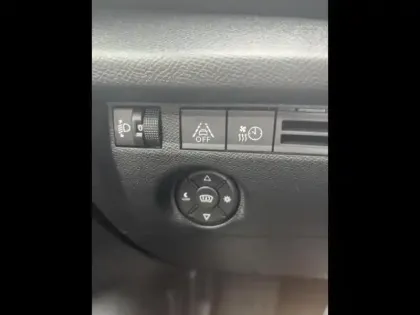 Photo 12 Citroën C4  Moteur électrique 136ch (100 kW) Feel Pack Automatique