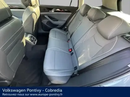 Photo 25 Volkswagen Passat Gén. IX Ph1 Elegance 5