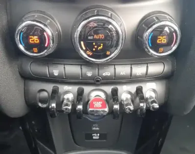 Photo 22 Mini Mini Hatch 5 Portes Cooper 136 ch Edition Greenwich