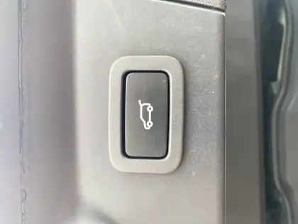 Photo 18 Land rover Range Rover Velar  2.0L D180 BVA