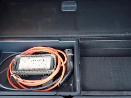 Photo 26 Peugeot 3008  Hybrid 225 e-EAT8 GT