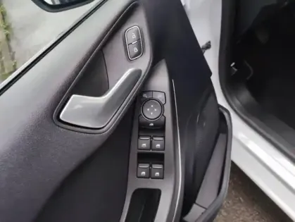 Photo 16 Ford Fiesta  1.0 Flexifuel 95ch  Titanium X 5p