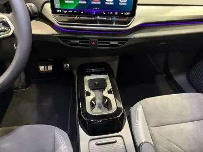 Photo 12 Volkswagen Id.4  286 ch Pro