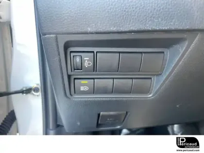 Photo 30 Toyota Yaris  70 VVT-i