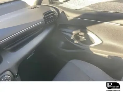 Photo 31 Toyota Yaris  70 VVT-i