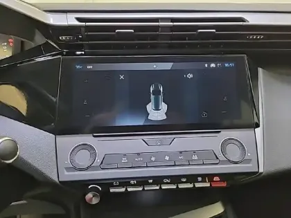 Photo 39 Peugeot 308  PureTech 130ch S&S EAT8