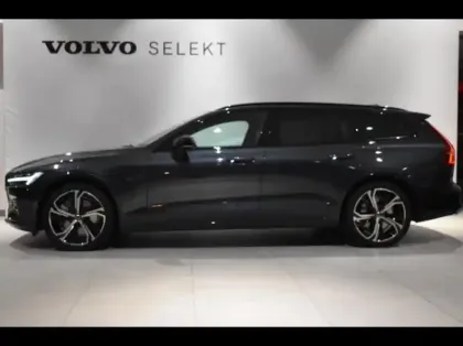 Photo 17 Volvo V60  T6 AWD 253+145ch Plus Style Dark Geartronic 8