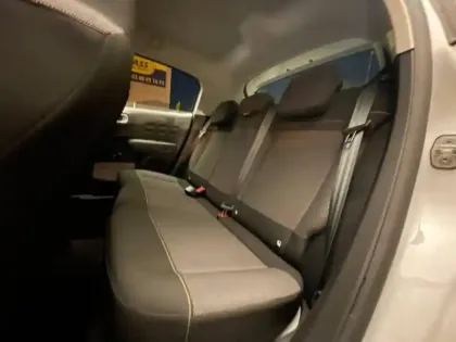 Photo 8 Citroën C3  1.2 PureTech 83ch S&S C-Series 123g