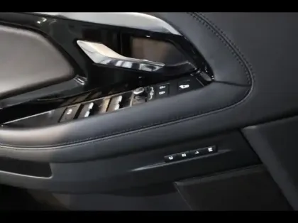 Photo 24 Land rover Range Rover Gén. II Ph1 MkI-II R-Dynamic HSE 5