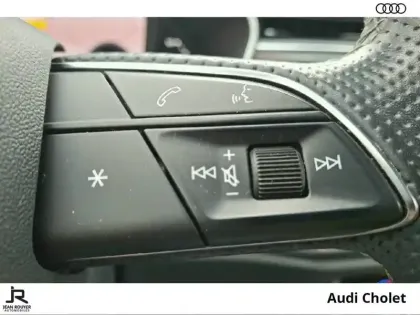 Photo 50 Audi Q3  35 TDI 150 ch S tronic 7