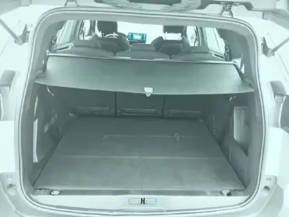 Photo 5 Peugeot 5008  Hybrid 136 e-DCS6