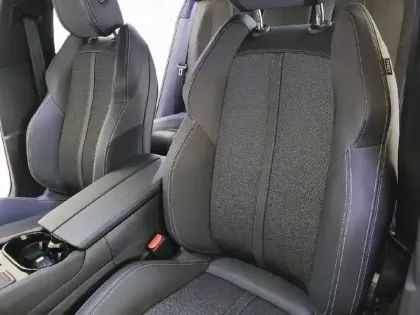 Photo 30 Peugeot 508  SW Hybrid 180 e-EAT8