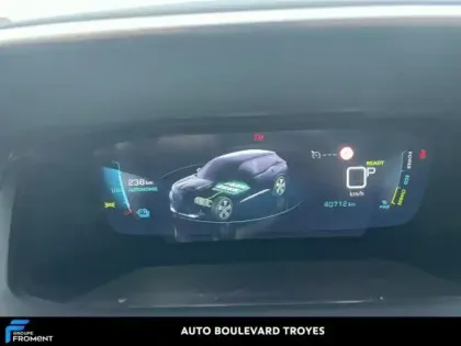 Photo 24 Peugeot 2008  e- 136ch Allure Pack