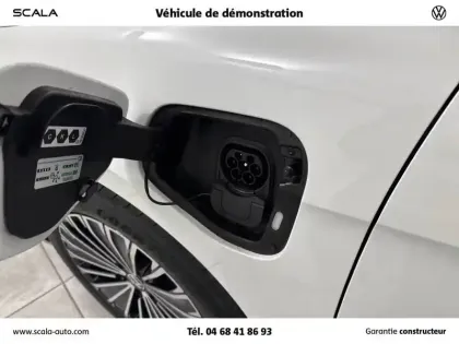 Photo 47 Volkswagen Passat  1.5 eHybrid 204 DSG6