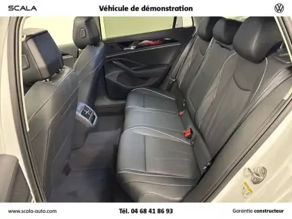 Photo 38 Volkswagen Passat  1.5 eHybrid 204 DSG6