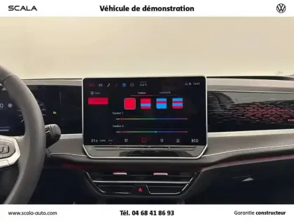 Photo 39 Volkswagen Passat  1.5 eHybrid 204 DSG6