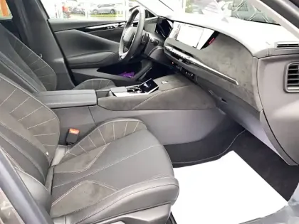 Photo 43 DS DS 4  BlueHDi 130 EAT8