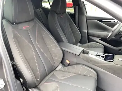 Photo 49 DS DS 4  BlueHDi 130 EAT8