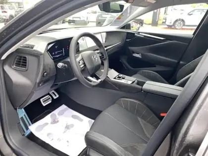 Photo 6 DS DS 4  BlueHDi 130 EAT8