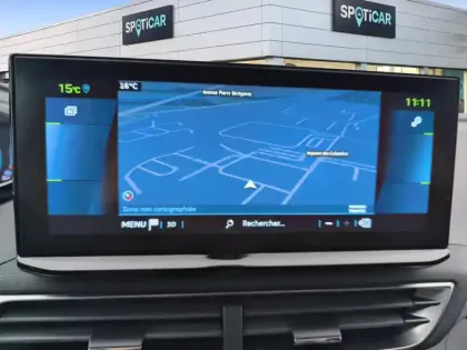 Photo 10 Peugeot 3008  Hybrid 225 e-EAT8 Allure Pack