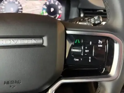 Photo 12 Land rover Discovery Sport  1.5 P300e 309ch Dynamic SE