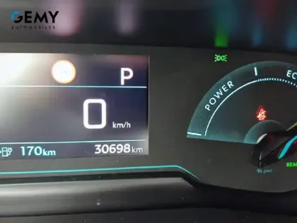 Photo 16 Peugeot 2008  Electrique 136 ch