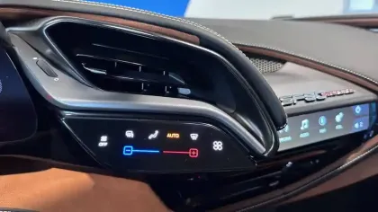 Photo 14 Ferrari Sf90  Stradale 4.0 V8 780 ch PHEV