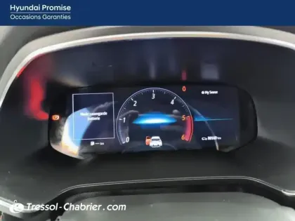 Photo 20 Renault Captur  Blue dCi 115 EDC Initiale Paris