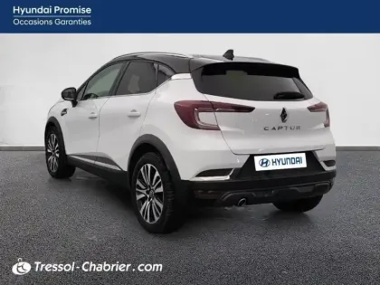Photo 29 Renault Captur  Blue dCi 115 EDC Initiale Paris