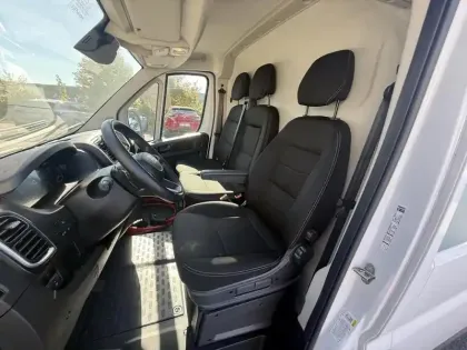 Photo 24 Fiat Ducato  Fg LH2 4t25 Maxi Heavy Duty 270ch Batterie 110 kWh