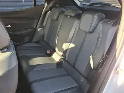 Photo 63 Peugeot 2008  PureTech 130 S&S BVM6