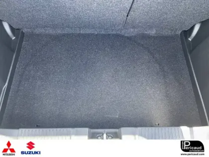 Photo 40 Suzuki Swift  1.2 Dualjet Hybrid