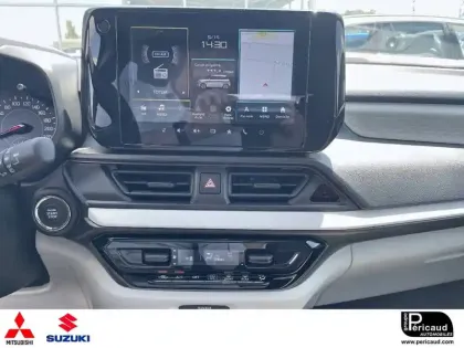 Photo 41 Suzuki Swift  1.2 Dualjet Hybrid