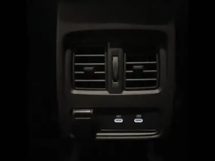 Photo 13 Renault Captur  TCe 90