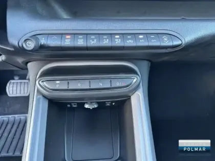 Photo 13 Jeep Avenger  1.2 Turbo T3 100ch MHEV Longitude BVR6