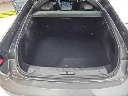 Photo 10 Peugeot 508  HYBRID 225ch GT Line e-EAT8 10cv