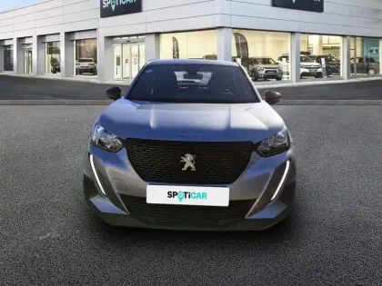 Photo 33 Peugeot 2008  PureTech 100 S&S BVM6