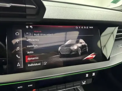 Photo 77 Audi A3  Sportback 40 TFSIe 204 S tronic 6
