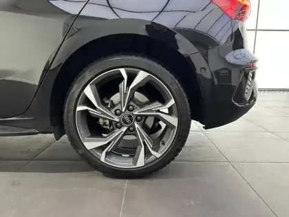 Photo 49 Audi A3  Sportback 40 TFSIe 204 S tronic 6