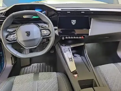 Photo 27 Peugeot 408  PHEV 180 e-EAT8