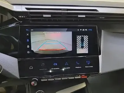 Photo 39 Peugeot 408  PHEV 180 e-EAT8