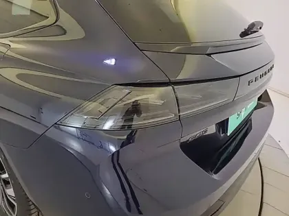 Photo 36 Peugeot 508  SW Hybrid 180 e-EAT8