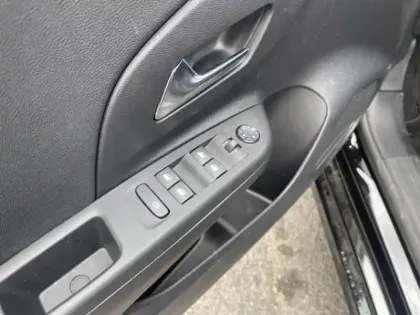 Photo 21 Opel Corsa  1.2 Turbo 130ch GS BVA8