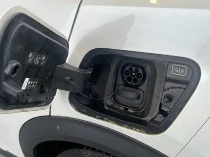 Photo 10 Peugeot 2008  e- 136ch Allure Pack