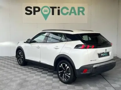 Photo 5 Peugeot 2008  e- 136ch Allure Pack