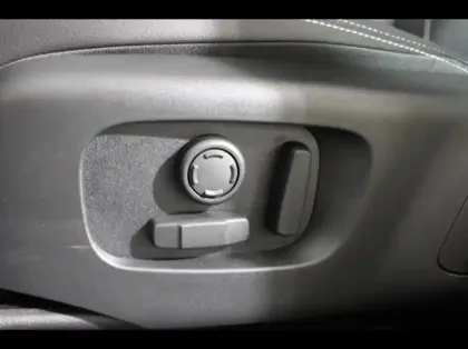 Photo 25 Land rover Range Rover Velar  2.0 P400e 404ch PHEV Dynamic SE AWD BVA