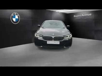 Photo 16 BMW Serie 5 Série 5 530eA 292ch M Sport Steptronic